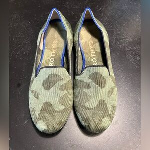 Rothy's Olive Camouflage Flats with Blue Trim Size 7